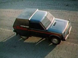 Инкассаторский броневик из СССР на шасси советского микроавтобуса РАФ