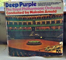 Купил на днях в Бельгии на фломаркте за несколько евриков. Поностальгирую...