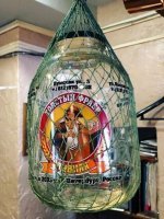 Хм... Фото на моей аватарке, снято как раз в этом заведении.