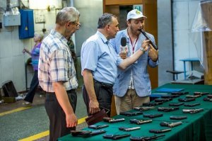 Один из тех