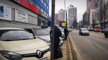 Как говорится, не путайте туризм с эмиграцией. Кроме нескольких красивых зданий в центре, остальное выглядит примерно так: