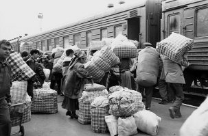 скоро на ближайшей станции