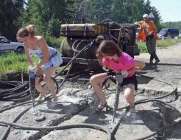 Перед начальником вид прелестный...