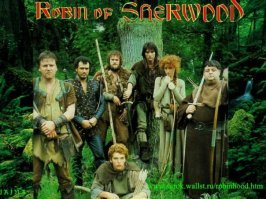 и улицы пустели..