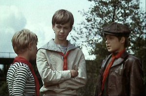 Не ищите здесь смысл. Здесь в основном маразм