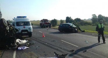 Авария дня. Страшное ДТП с восемью жертвами в Калужской области