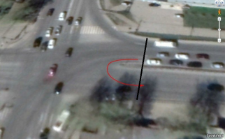 зона перекрестка определяется точками изгиба границ дорог. разворот был в зоне перекрестка.