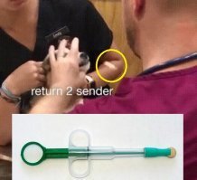 Пользуюсь всегда таким шприцем для собак и для кошек - и таблетка, и водички сразу запить, проколов не было!