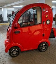 Никогда, - слышите? - никогда не чихайте в оке!!..