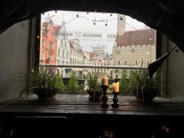 Ты злобный лжец. Из чего вытекает это твоё "дааа..."? Таллин - замечательный европейский город, который, судя по фото выше, очень похорошел со времён СССР. Я там в октябре был - а ты? 
Фото необработанные, горизонт зОвален, вертикальные фото Фишки вертят, поэтому что есть -