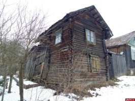 Зато у нас история своя, а мы к ней относимся как исламские фундаменталисты к египетским мумиям. Хотели в Эстонию через Псков и Печоры проехать, но посмотрели на "достопримечательности", и решили сразу в Таллин ехать.