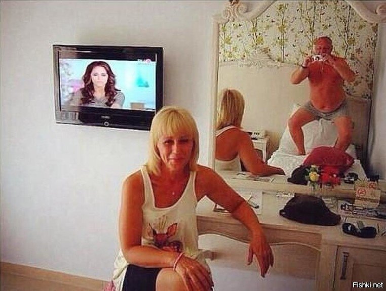 Наталья Бочкарёва опубликовала фотографию из ванной, но не заметила отражения