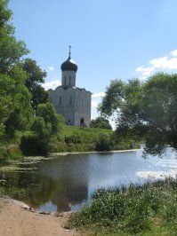 Церковь Покрова-на-Нерли.
Снимок мой.