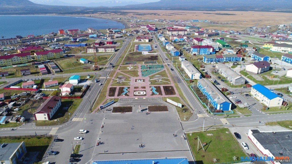 Южно-Курильск Сахалинская область. Город Южно Курильск. Курильские острова город Кунашир.