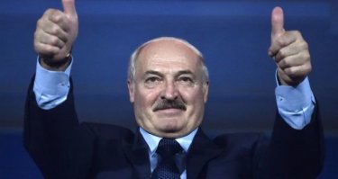 Бульба - всему голова. Беларуський Батька одобряет.