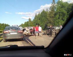 ""Как рассказали коллеги погибшей, семья на выходных собиралась посетить аквапарк в Екатеринбурге. Сама семья   из Перми.
  Поехали всей семьей. И с собой взяли близкого друга сына,   рассказала 59.ru коллега погибшей Марии (имя изменено.   Прим. автора).   Они доехали до Екатеринбурга. Отдохнули всей семьей. Они уже возвращались обратно в Краснокамск, когда случилась эта страшная авария. Мы очень ждали их возвращения...
Мария занималась продажами на заводе, производящем пластиковые окна. Недавно вышла из декрета.
  Мария   очень порядочный человек. С дочкой совсем недавно приходила на работу,   вспоминают коллеги.   Ждала места в садике. На работе ее очень любили.""