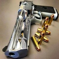 Ссылку можно? Что-то я на сайте такой информации не нашел. Вот на фото .44. Сравните "дырочку" с той, что в фильме. Разница видна невооруженным глазом: