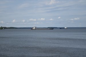 По Каналу имени Москвы