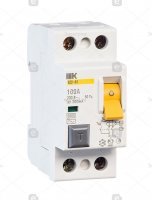 Автоматические выключатели подбирают по номинальному току, УЗО – по чувствительности, измеряемой в миллиамперах. Устройства защитного отключения, служащие для защиты человека, отключают напряжение при токах утечки до 30 мА, для противопожарной защиты – от 100 до 300 мА. Номинальный ток нагрузки обозначается как обычно.