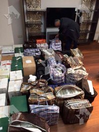 Вот это впечатляет. Это не зарплата, это пенсия Захарченко.