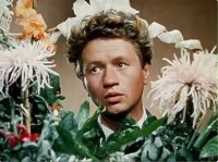 8 красивых актеров советского кино