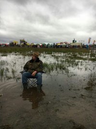 Это Тверская область. И да, тут нет риска нападения акулы