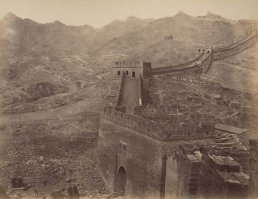 Вот что за хрень я сейчас прочитал? 

Смотрим фотки конца 19 века, удивляемся, запоминаем , и больше не позоримся публично.