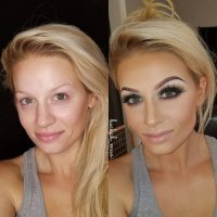 Лицо им видите ли не нравиться... 
Лицо как лицо, да, тоже похудело. 
Ну дак сами же во множестве постов говном мечете, что вас обманывают килограммами макияжа. Что надо в сауну вначале сводить... 
Или в бассейне знакомиться... 
А тут... Женщина честно показала свою естественную внешность. В чьем она вкусе и кому понравится - зато уже не разочаруется УТРОМ 

Лицемеры вы. 
И злые.