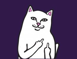 Во Львове мужчина в костюме супергероя раздает маски