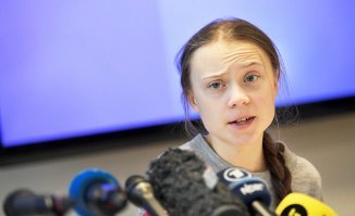 будьте добры, перешлите видео этой девочке..