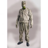 "Кто не помнит нижнюю часть общевойскового защитного комплекта (ОЗК), возможность использования которой в своих целях давно подметили пытливые рыболовы. Их нередко можно встретить даже сегодня"

Паренек, сходи послужи в армию. Может там поймешь разницу между ОЗК и Л1. Нижняя часть ОЗК - это галоши с бахилами.