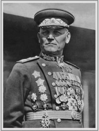 Как-то лицо нового памятника на Жукова не очень похоже.  больше на маршала Конева похоже.