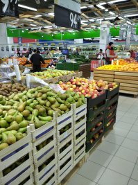 Мы участвуем в сопротивлении вирусу, в моей семье иммунитет. Мы вырабатываем антитела. Всю неделю работали и занимались своими привычными делами. Посетили Ленту, купили курицу, фрукты, творог. Ходили в бассейн, гуляли по городу. Два раза заказывали еду на дом. Сет из Тануки и пиццу. Пандемия уходи.