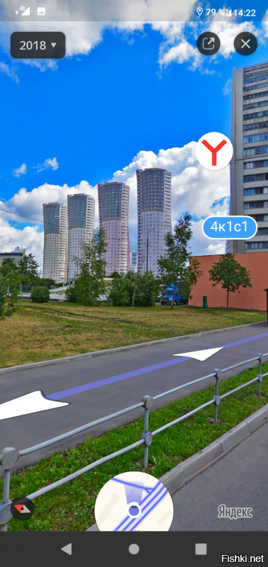 Любой город может быть разным. Вот Москва: и другая Москва: