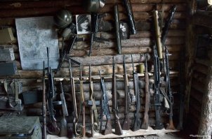 В детстве мечтал найти нетронутый немецкий бункер с оружием :) Я и сейчас не против, но уже бы наверное побоялся лезть, ибо такие вещи при отступлении минировали основательно.