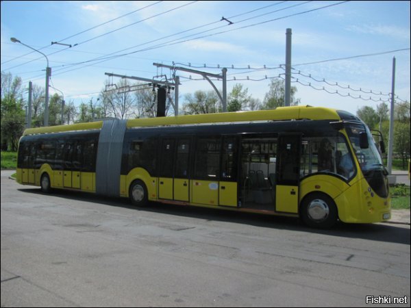 Охренеть, "первые в мире". А ничего, что в Минске электробусы уже год массово бегают?



"Витовт", сделан на Белкомунмаше.