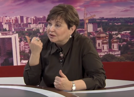 Смешивающих Украину с грязью после поступка этой деревенской дуры и заявляющих что укрианцы - люди второго сорта, хочу спросить: неужели главный инфекционист Ставрополья Ирина Санникова, профессионал, сделавший абсолютно то же самое, чем-то лучше (и не является столь ярким же преставителем уже России)? Вот только уровень их знаний в области вирусов отличается принципиально...
Но тем не менее главная тема комментариев после этого поста: "украинцы - не люди, посмотрите, какие же они тупые"!