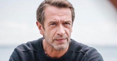 Фигня  .....вот они скрепно поют ))