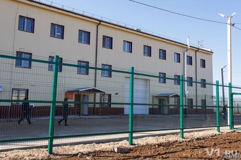 А вот в Ленинском р-не области следственный изолятор как выглядит (это даже не город родной, это глубинка Российская)))