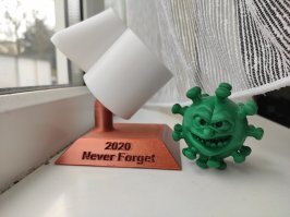 Каждый развлекается как умеет.