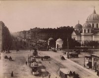 Интересно было бы попасть туда, погулять по знакомым улицам. Заглянуть, например, в эту церковь на месте современного метро.