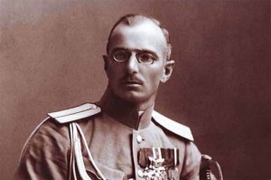 Спасители России похожи