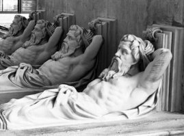 в коммунарке, палата номер 12.