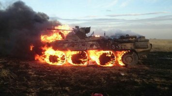 Это залёт, воин!  В Подмосковье «КамАЗ» врезался в стену супермаркета