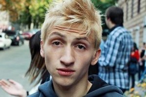 А они не братья........