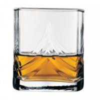 ага, вискарные чтоб крепко забухать, ибо трезвый человек такое не купит