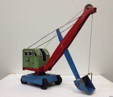 Ракетница да - крутая, была такая )) А ещё вот такой экскаватор -