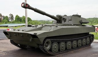 На фото не танки.
Это САУ (самоходная артиллерийская установка).