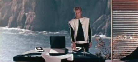 а про "Туманность Анромеды" 1967 года ни слова, а там такие кадры и пейзажи - закачаешься!