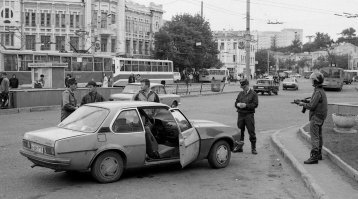 Как это было: девушки из лихих 90-х